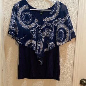 Espresso Navy Blue and White Patterned Top L